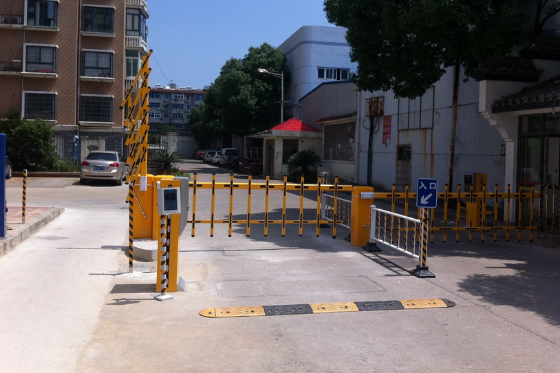 車牌識(shí)別系統(tǒng)